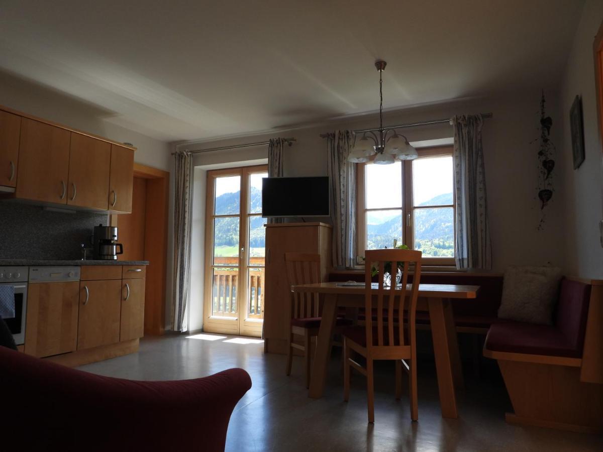 Bio-Bauernhof Einberghof Apartment Pfarrwerfen Exterior foto