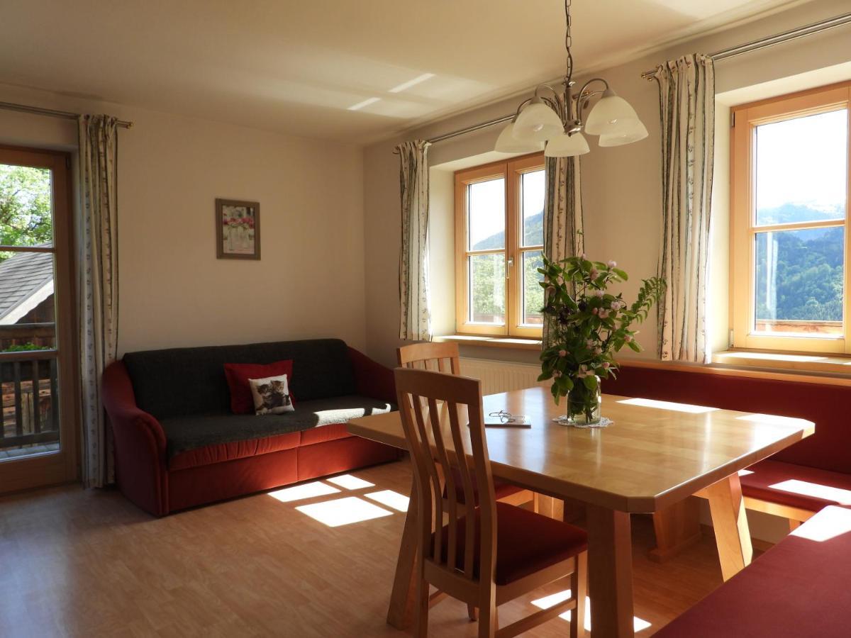 Bio-Bauernhof Einberghof Apartment Pfarrwerfen Exterior foto